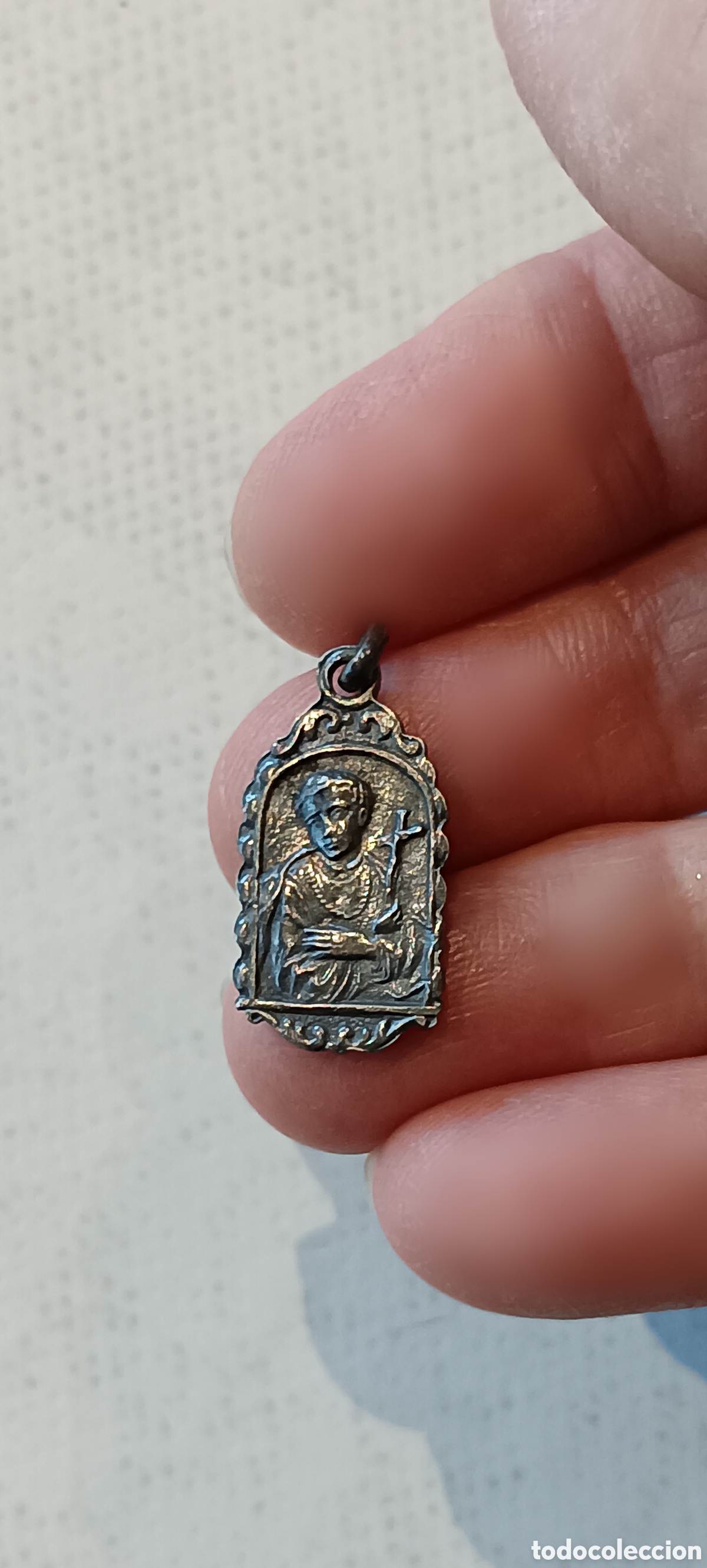 Antig&uuml;edades: Medallas religiosas (9 un.). De metal - Foto 9