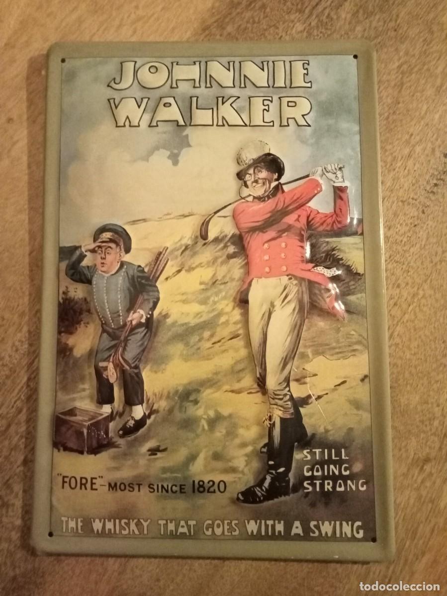 Antig&uuml;edades: CARTEL CHAPA PUBLICITARIA CON RELIEVE DE WHISKY JOHNNIE WALKER