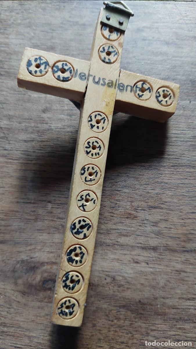Antig&uuml;edades: Crucifijo de n&aacute;car y madera de Jerusalen - Foto 2