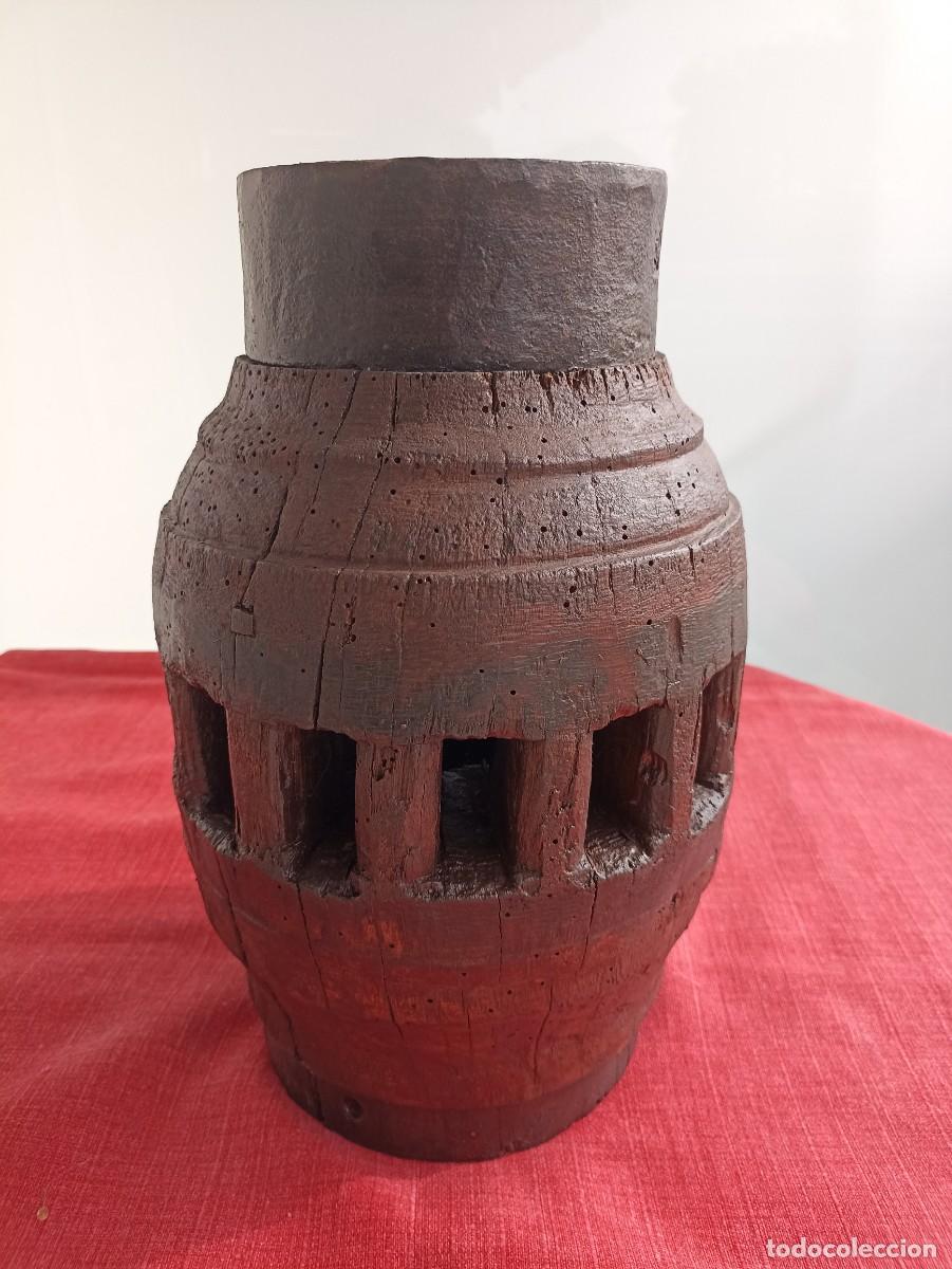 Antig&uuml;edades: BUJE O FAROL ANTIGUO DE MADERA - Foto 1