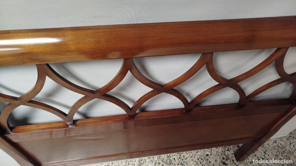 Antig&uuml;edades: CABECERO DE MADERA PARA CAMA DE 105 CM - Foto 5