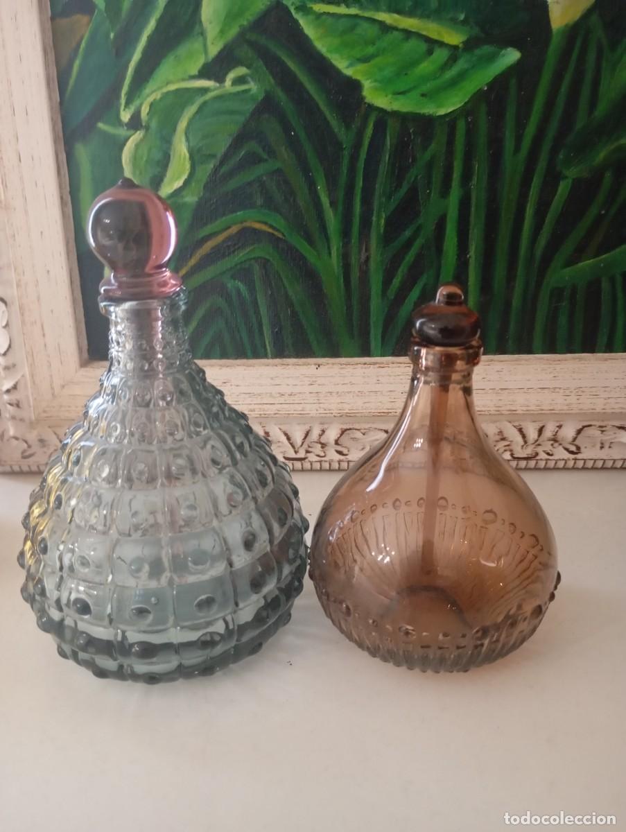 Antig&uuml;edades: Lote de perfumeros de cristal soplado - Foto 1
