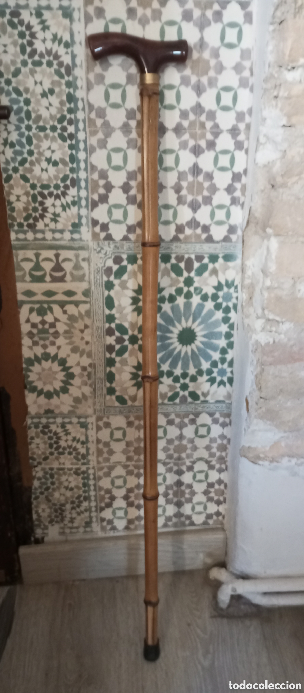 Antig&uuml;edades: Bast&oacute;n de bamb&uacute; y empu&ntilde;adura de Carey - Foto 1