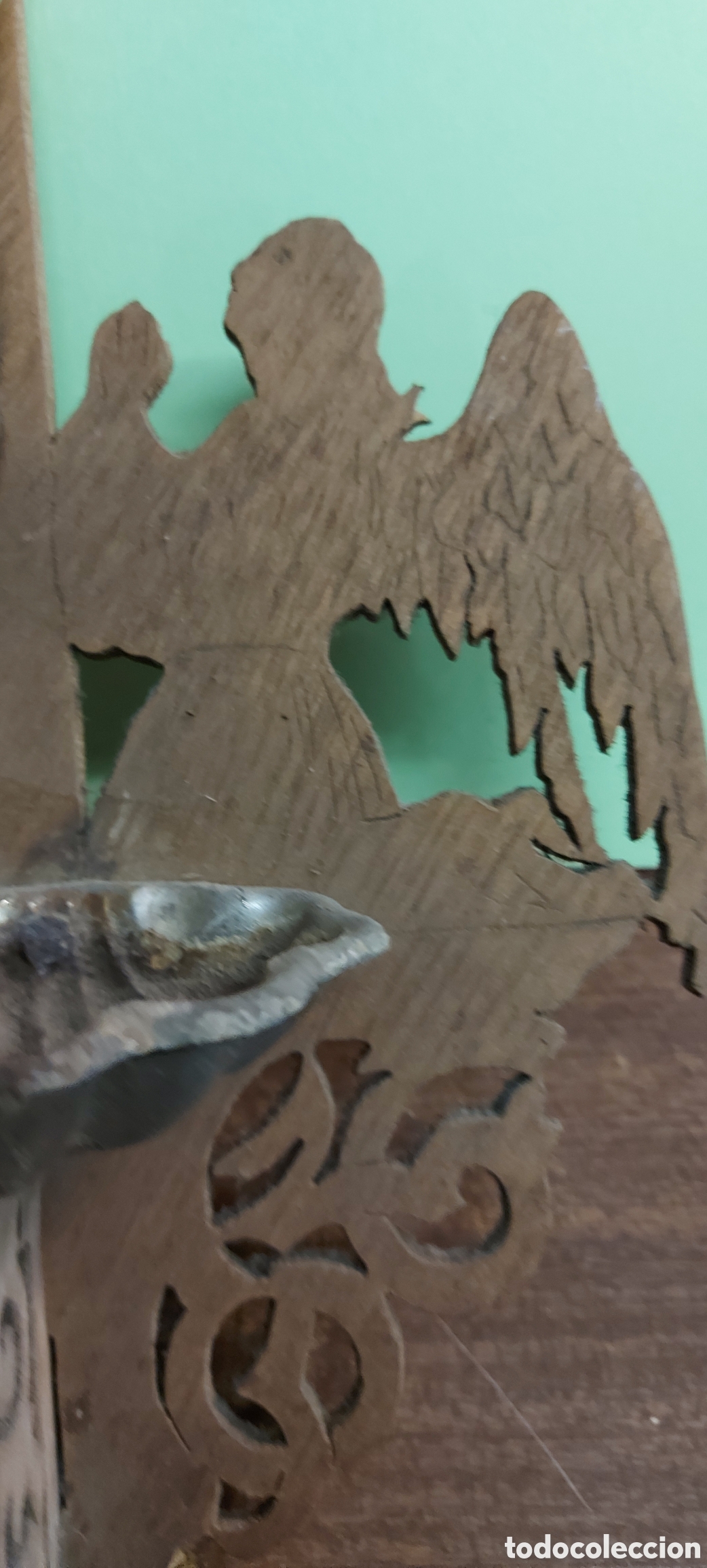 Antig&uuml;edades: TALLA DE MADERA CON UN CRISTO DE PLATA - Foto 2