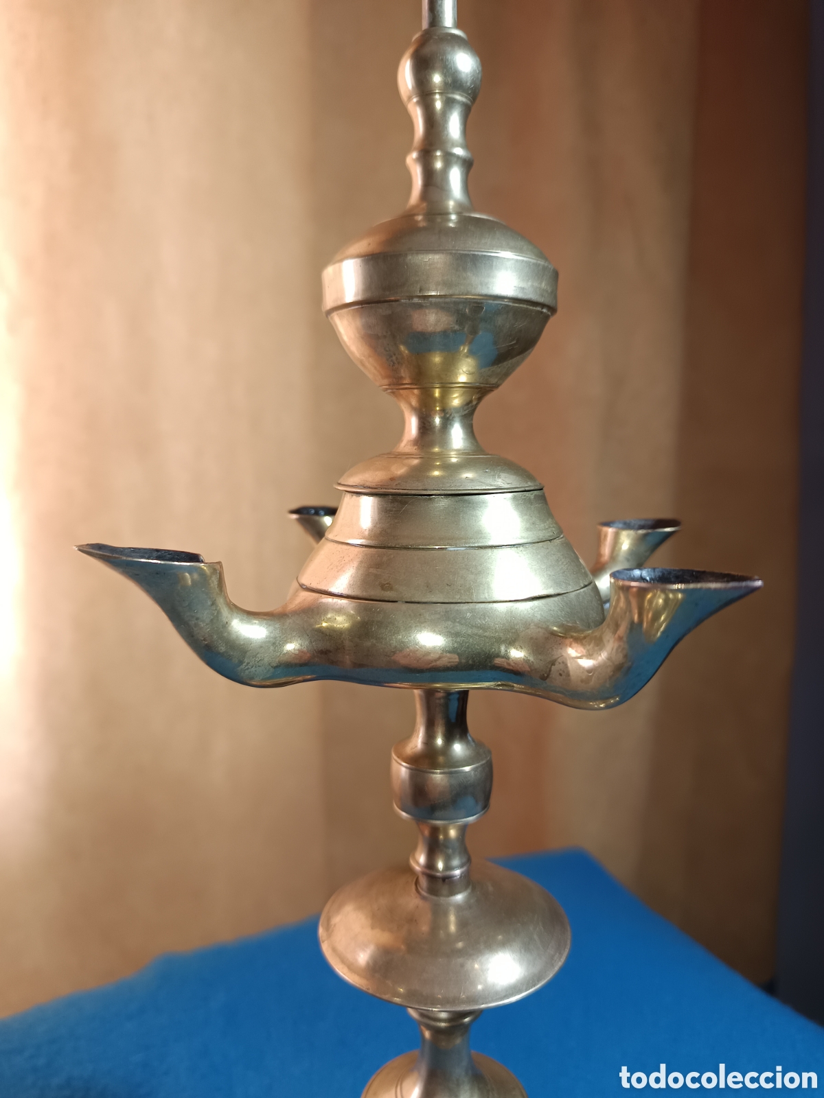 Antig&uuml;edades: L&aacute;mpara de aceite en lat&oacute;n. - Foto 5