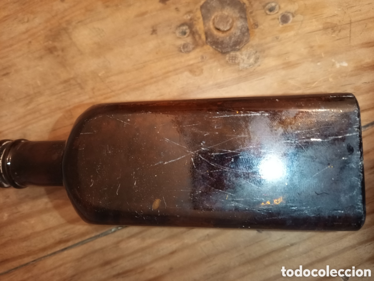 Antig&uuml;edades: Curioso hallazgo de botella con sorpresa. - Foto 3