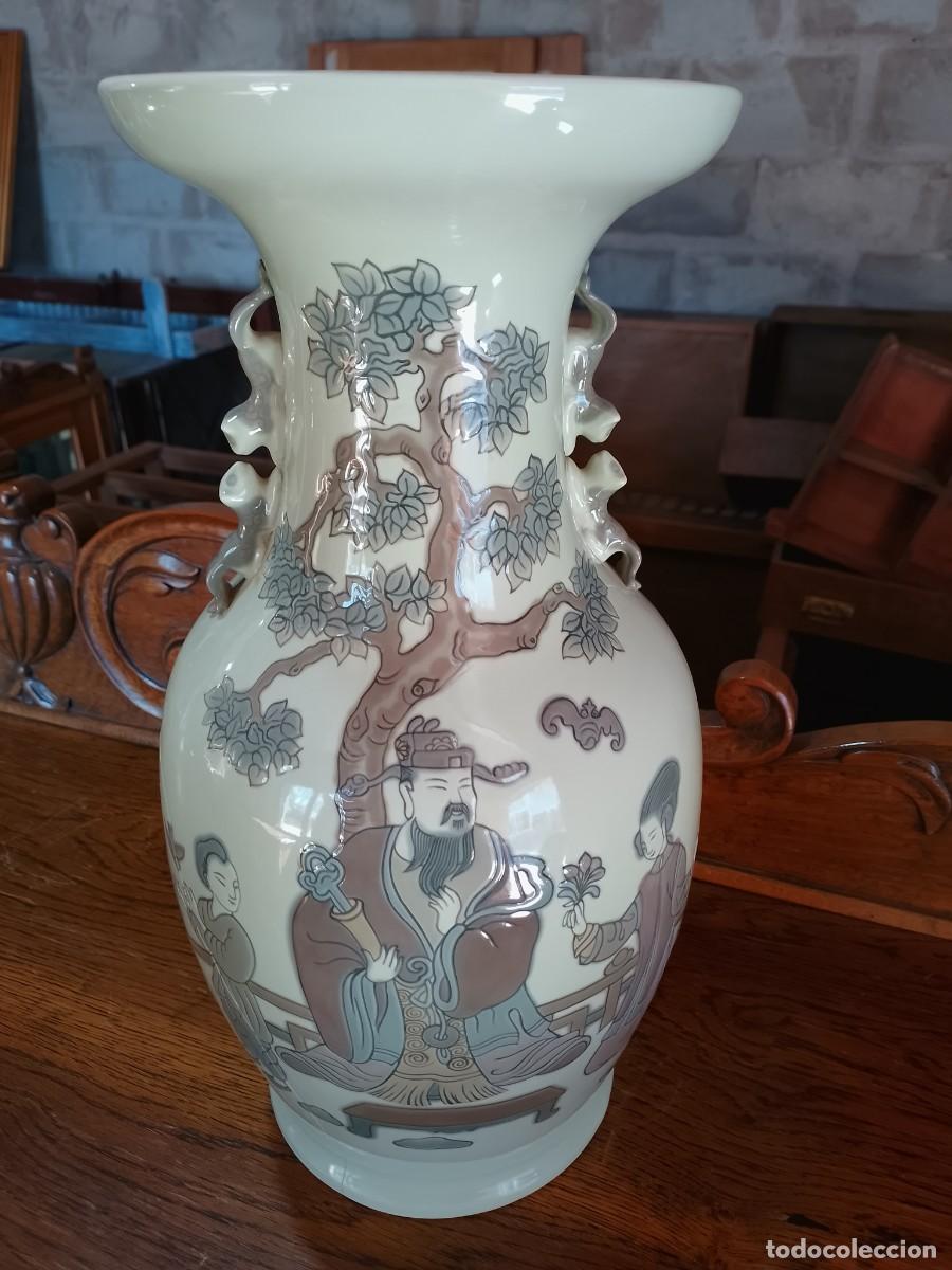 Antig&uuml;edades: Jarr&oacute;n porcelana Lladro - Foto 1