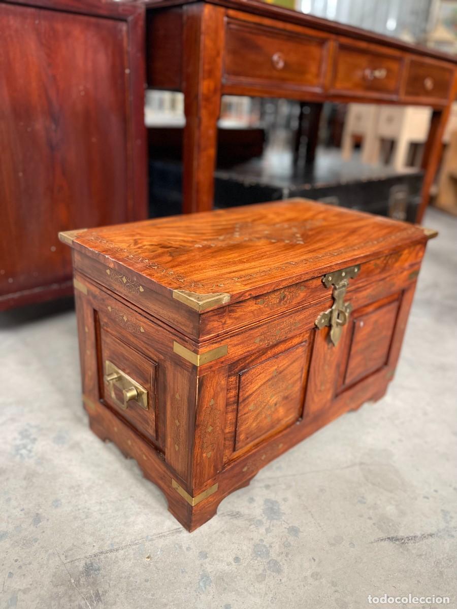 Antig&uuml;edades: baul antiguo marqueteria restaurada - Foto 2