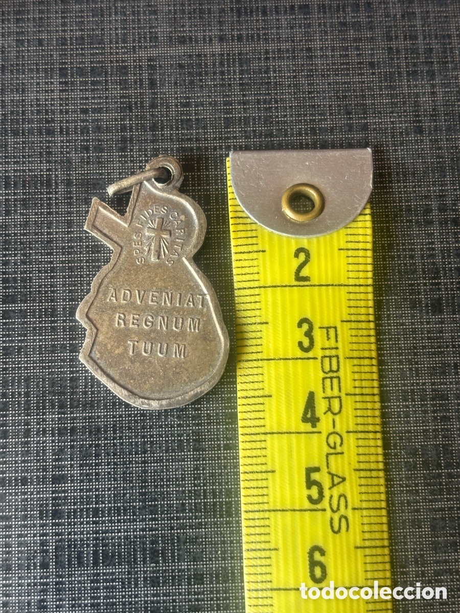 Antig&uuml;edades: Medalla plata&iquest;? O plateada sagrado coraz&oacute;n - Foto 2