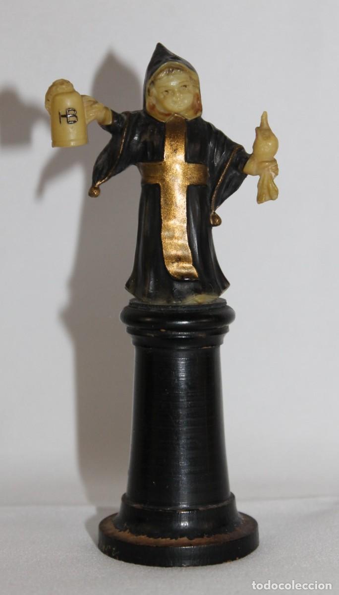Antig&uuml;edades: Figura de celuloide con base de madera. Principios del siglo XX - Foto 1