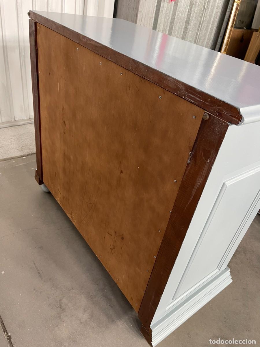 Antig&uuml;edades: comoda madera maciza restaurada - Foto 16