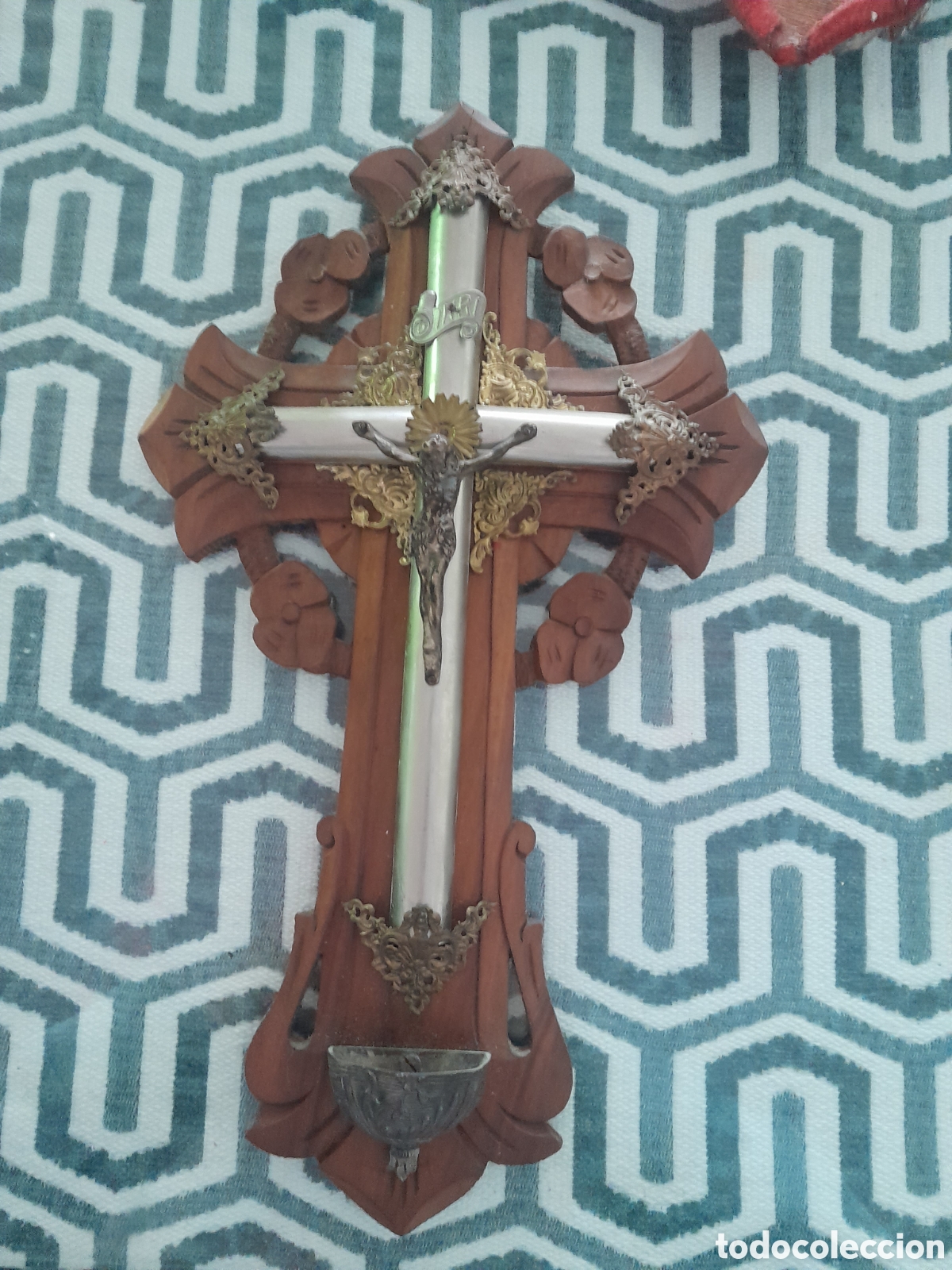 Antig&uuml;edades: Cruz de madera de 23 x 40 - Foto 1