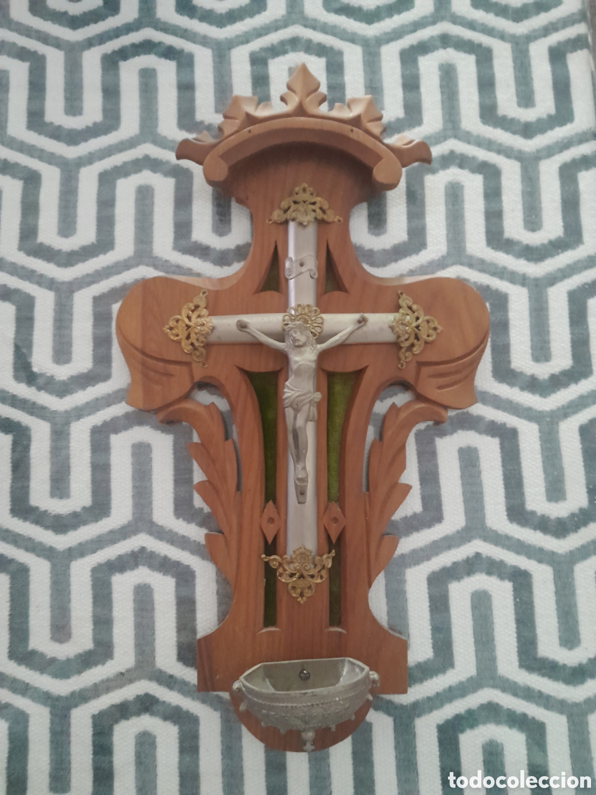 Antig&uuml;edades: Cruz de madera de 21 x 38 - Foto 1