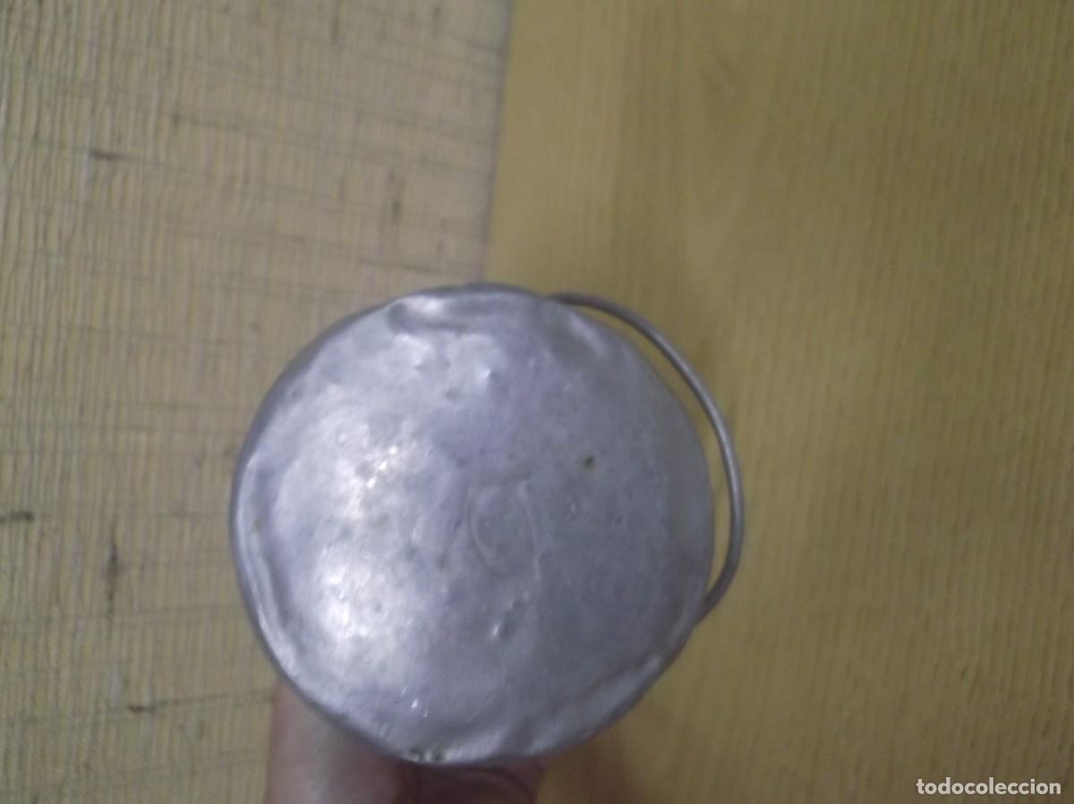 Antig&uuml;edades: Lechera de aluminio de 1/2L - Foto 2