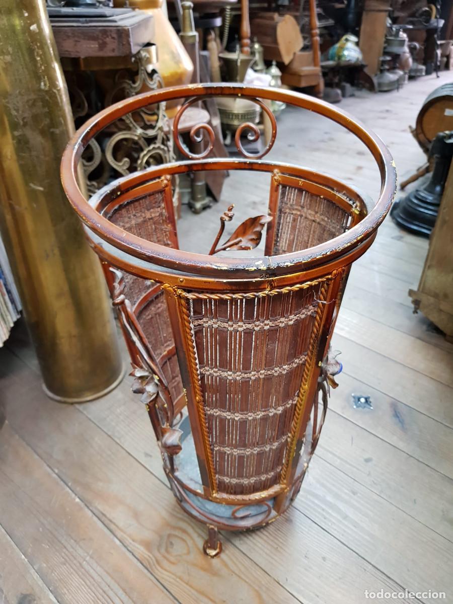 Antig&uuml;edades: ANTIGUO MACETERO-ALTO 50 CM - Foto 2