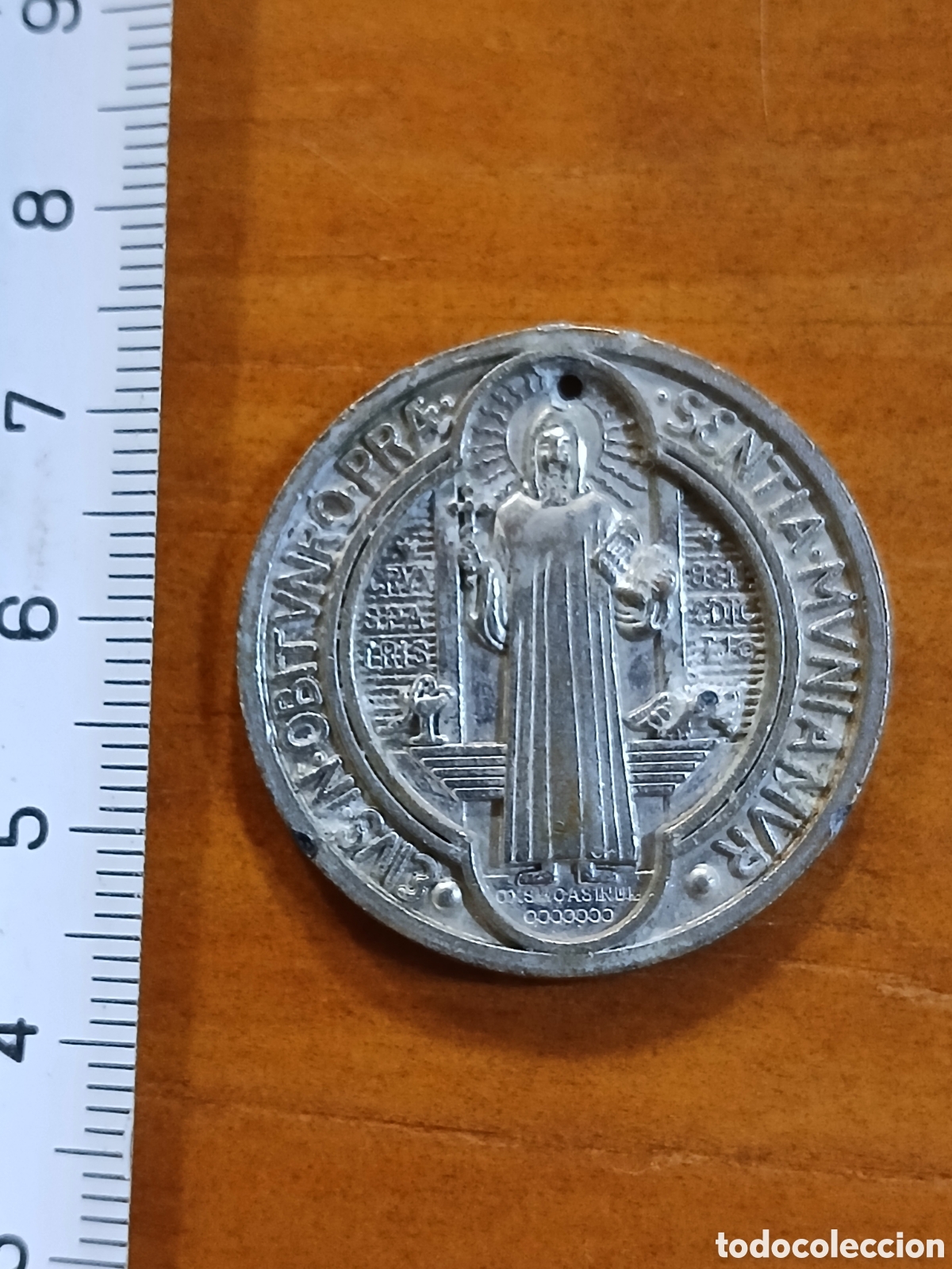 Antig&uuml;edades: Medalla San Benito conjuro proteccion - Foto 1