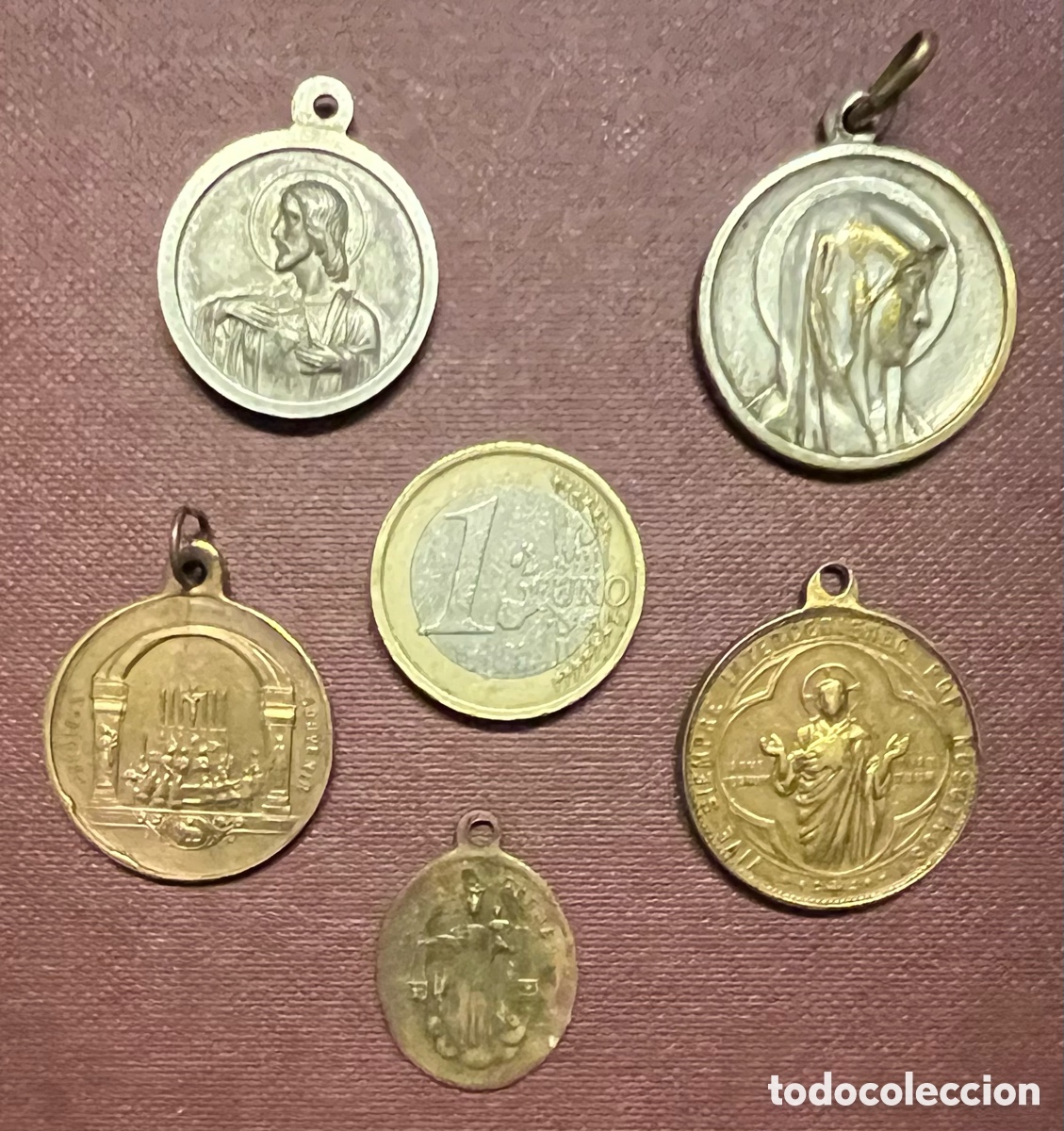 Antig&uuml;edades: Lote de medallas Religiosas - Foto 1