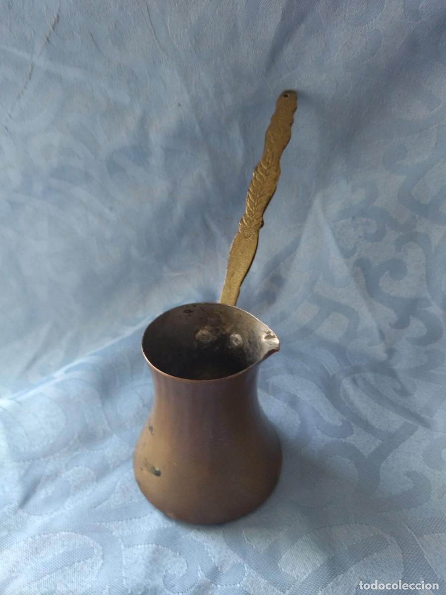 Antig&uuml;edades: Cafetera turca de cobre y bronce - Foto 1