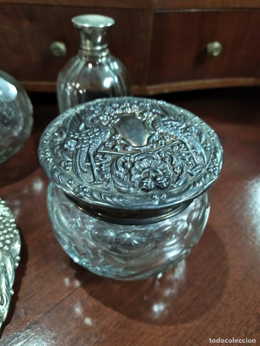 Antig&uuml;edades: Juego de tocador 3piezas - Foto 1