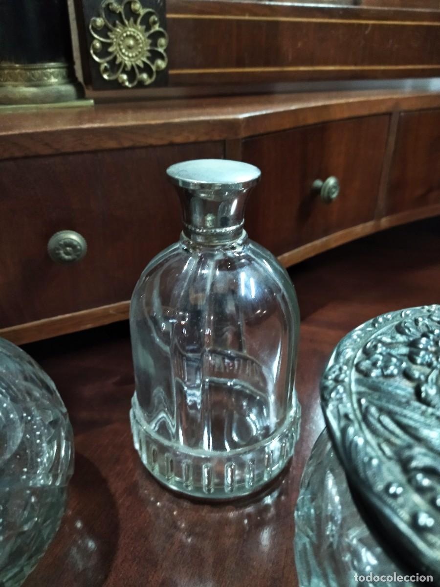 Antig&uuml;edades: Juego de tocador 3piezas - Foto 3