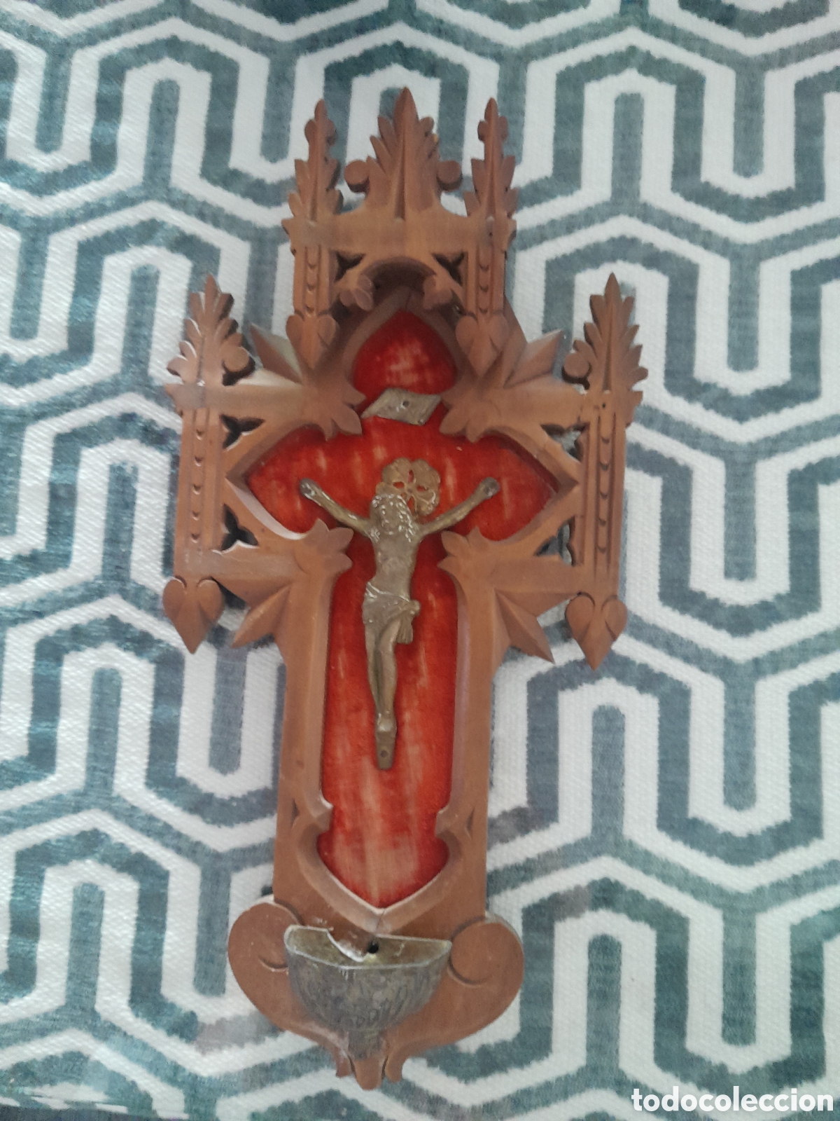 Antig&uuml;edades: Cruz de madera de 16 x 34 - Foto 1