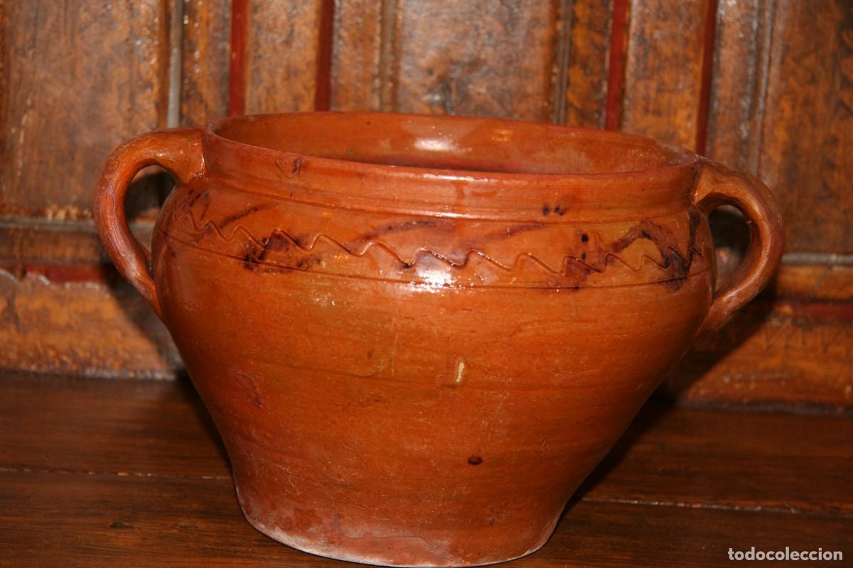 Antig&uuml;edades: OLLA DE NAVA&Oacute;N GRANDE - Foto 1