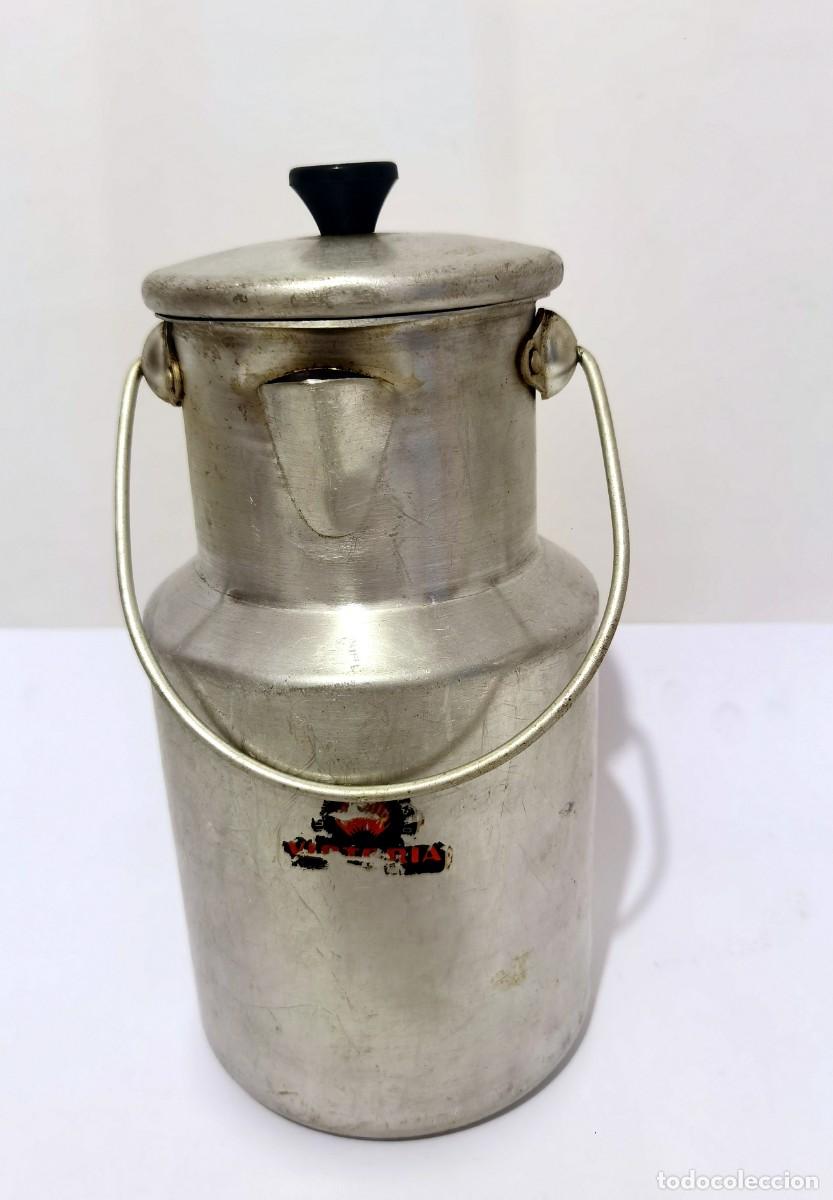 Antig&uuml;edades: Antigua aceitera de 27cm de alto - Foto 2