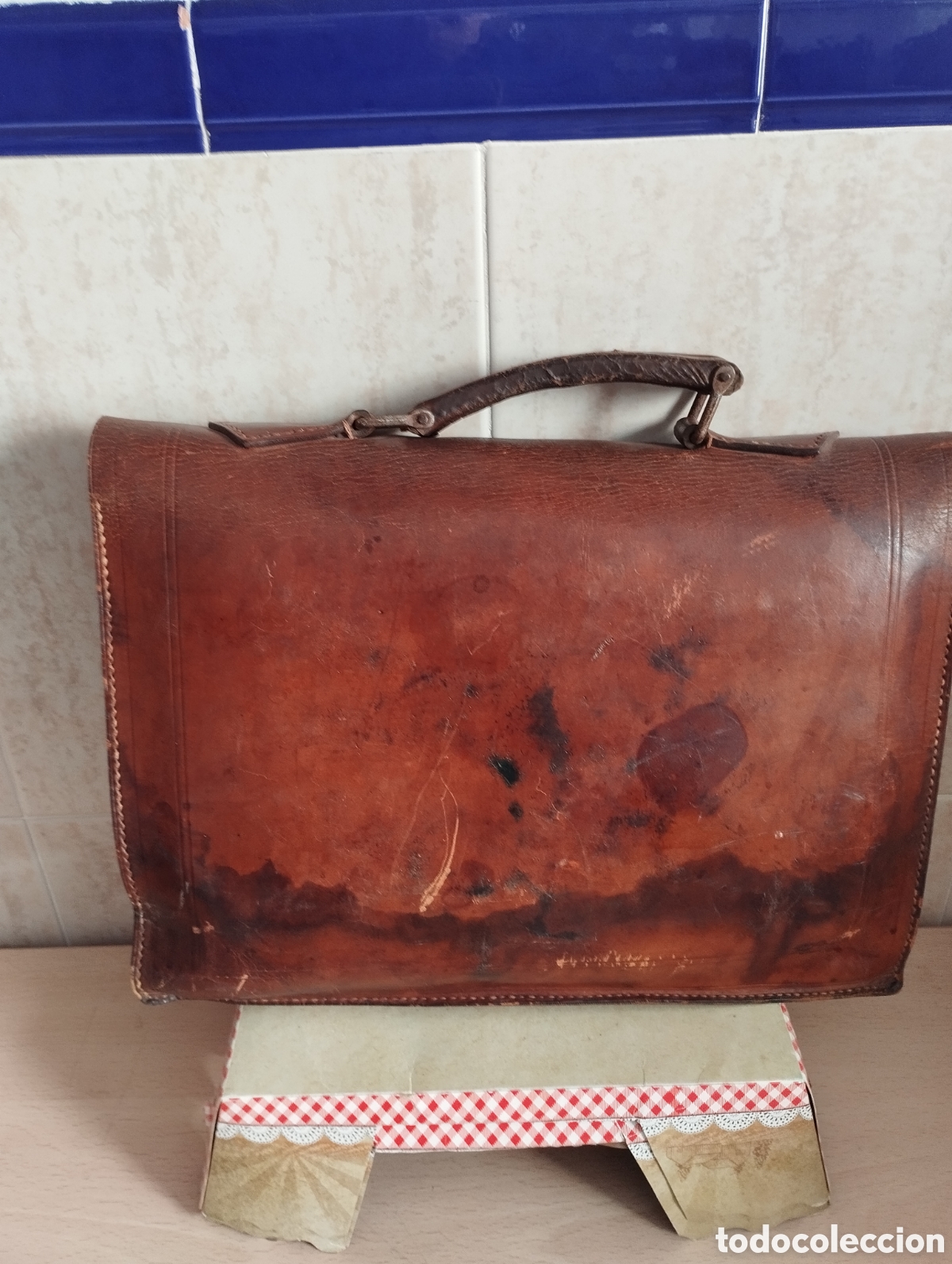 Antig&uuml;edades: ANTIGUA CARTERA CUERO ESCOLAR - Foto 2
