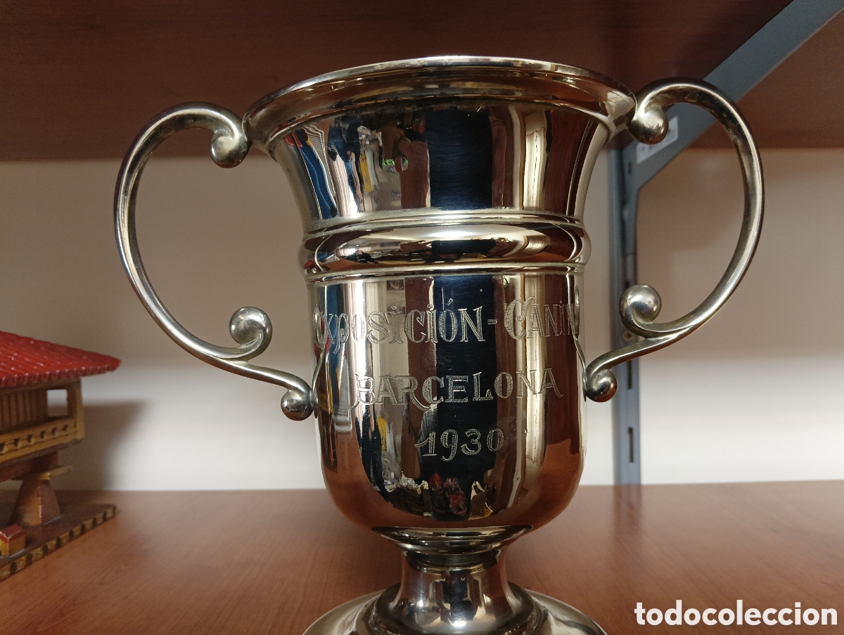 Antig&uuml;edades: Trofeo exposici&oacute;n canina - Foto 1