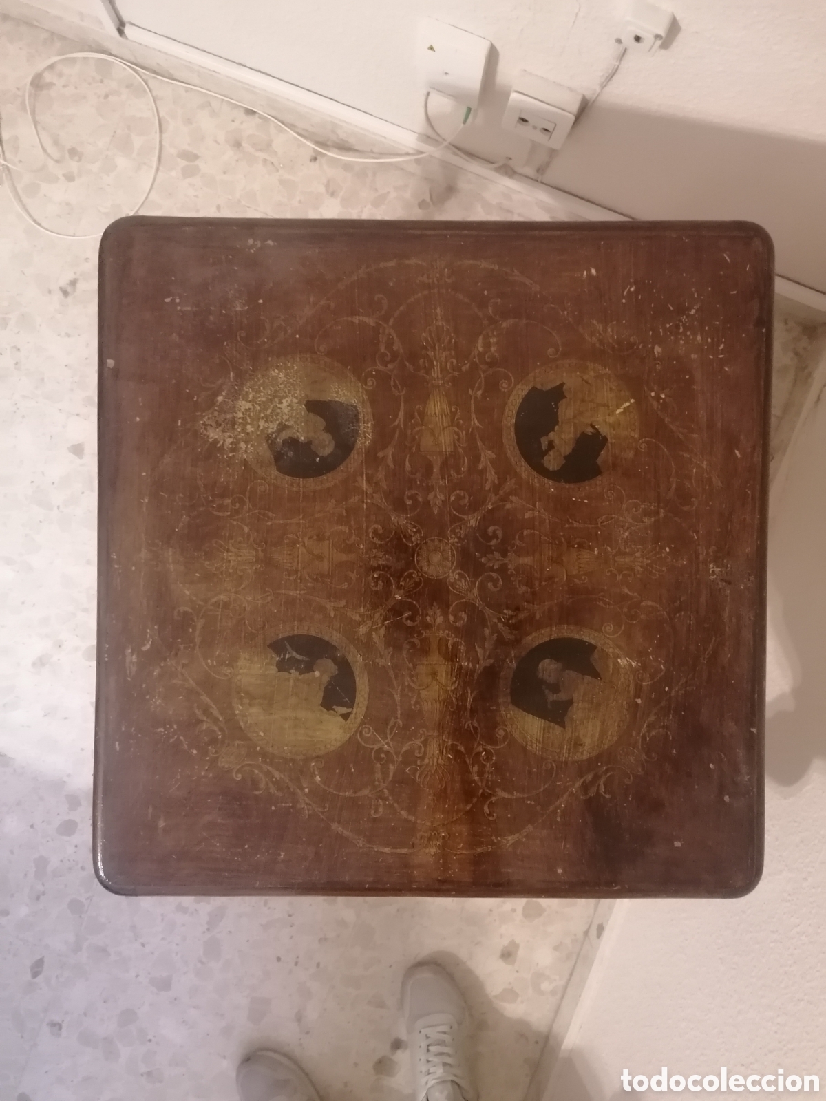 Antig&uuml;edades: Mesa antigua de los a&ntilde;os 50 - Foto 2