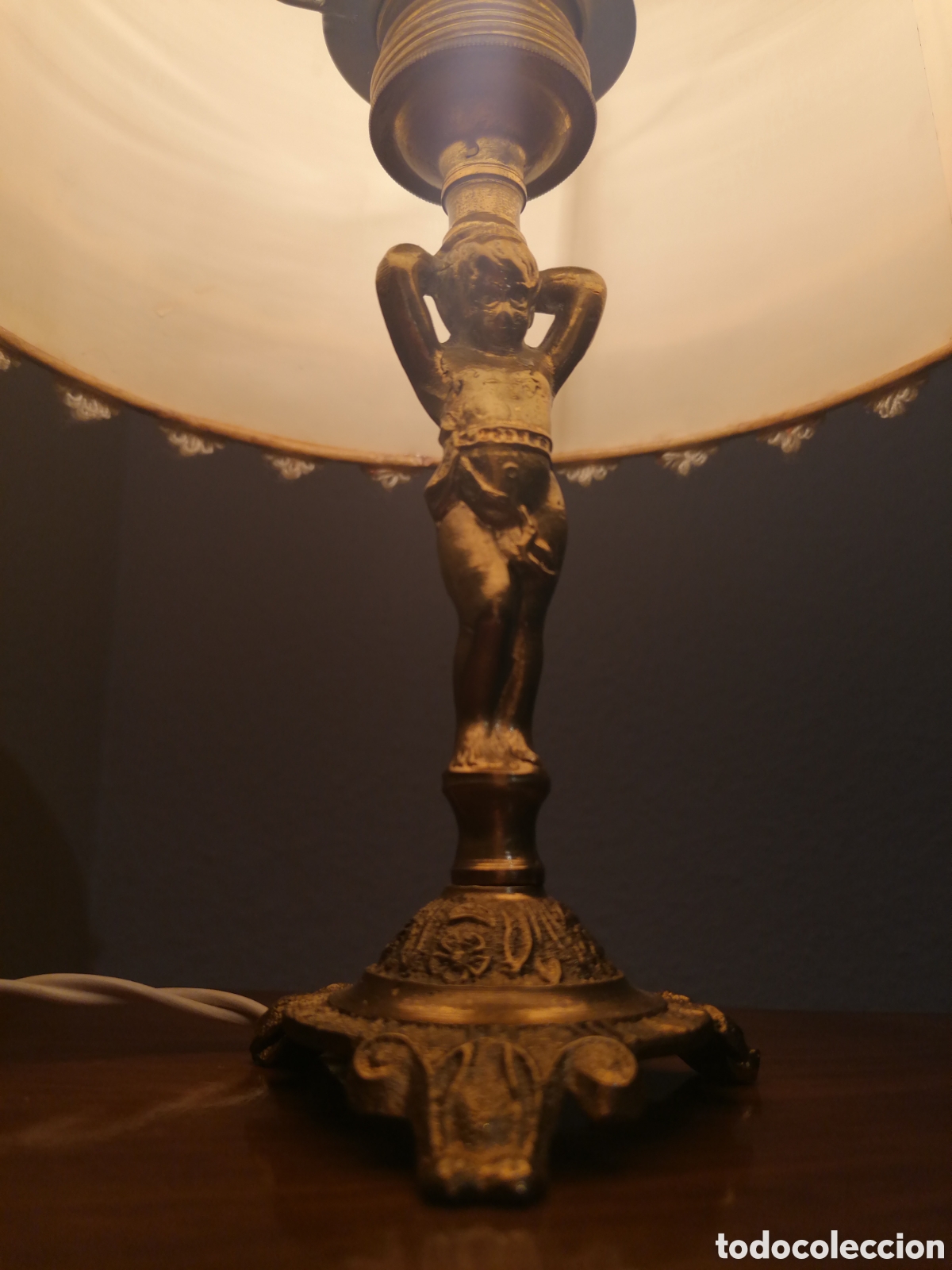 Antig&uuml;edades: Lamparas de mesa bronce o lat&oacute;n - Foto 1
