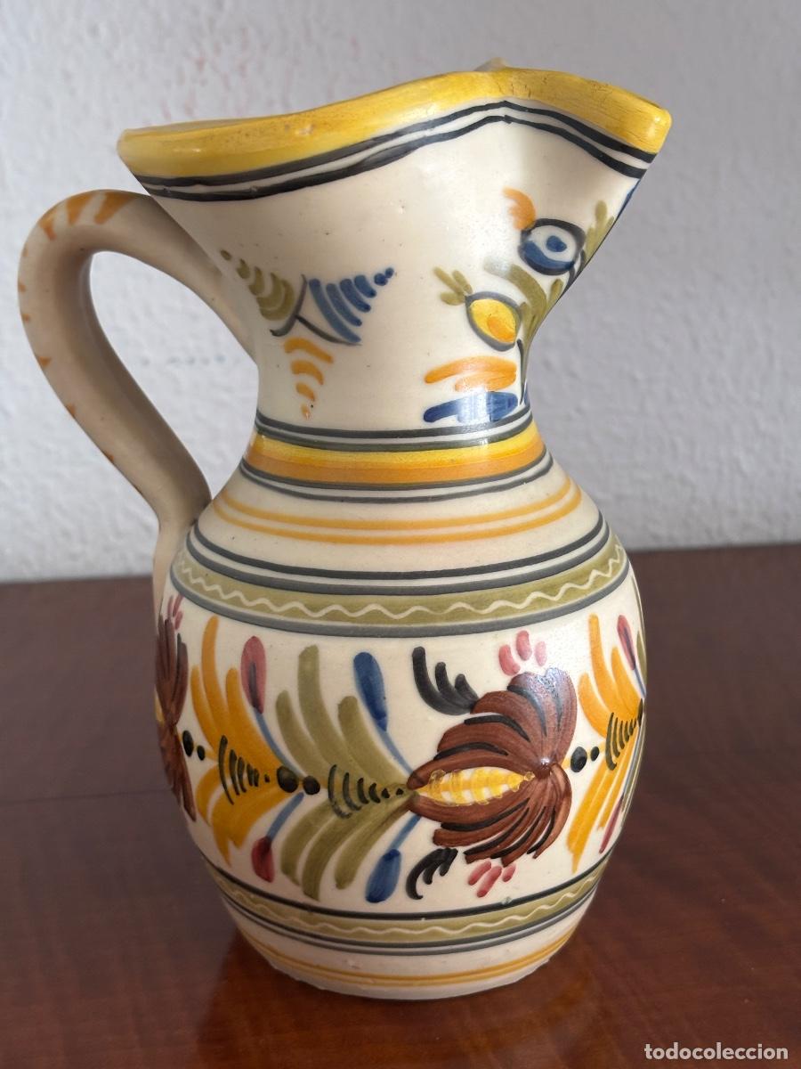 Antig&uuml;edades: Jarra de cer&aacute;mica de Talavera - Foto 1
