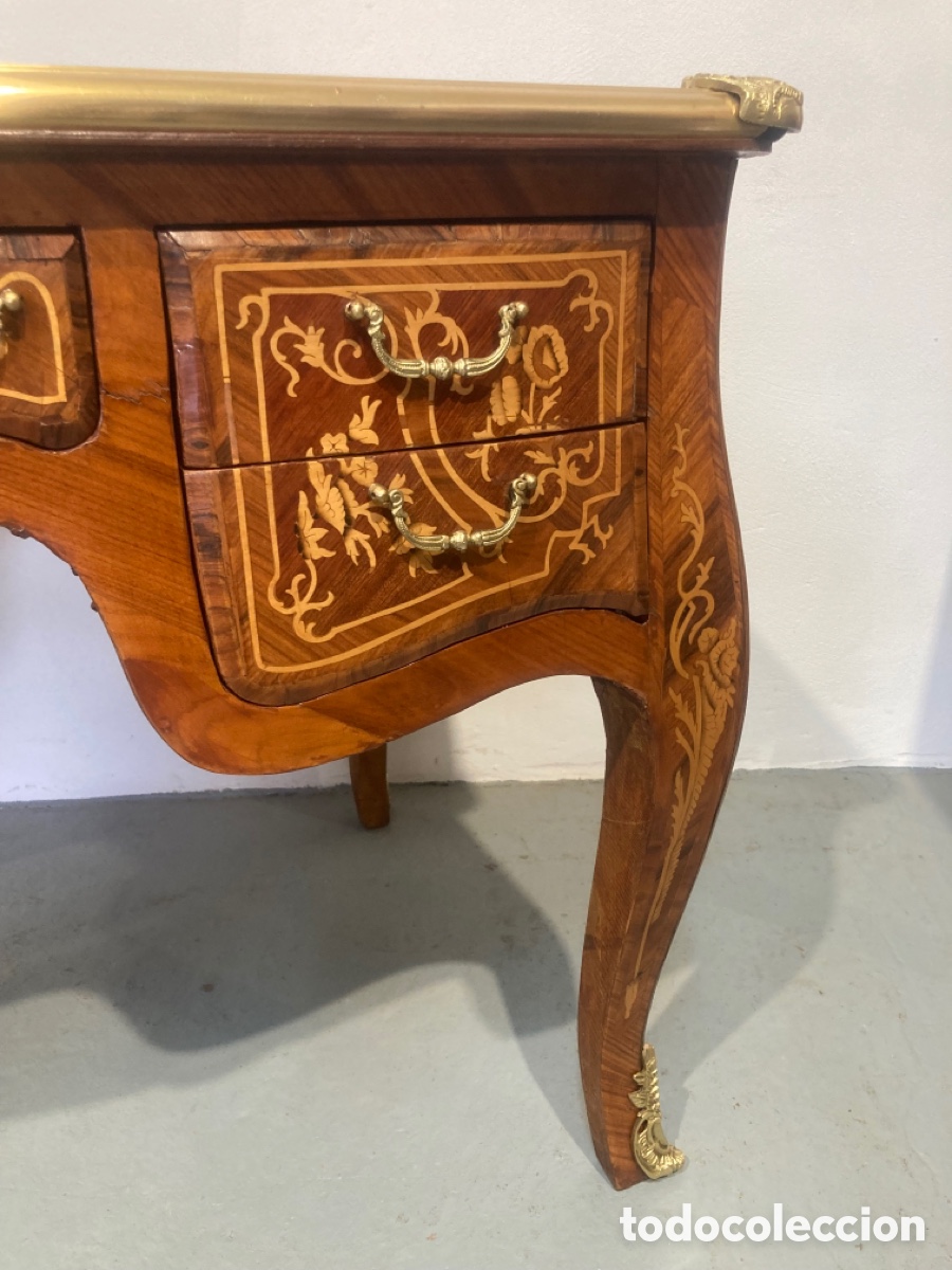 Antig&uuml;edades: Mesa antigua marqueter&iacute;a y bronces - Foto 14