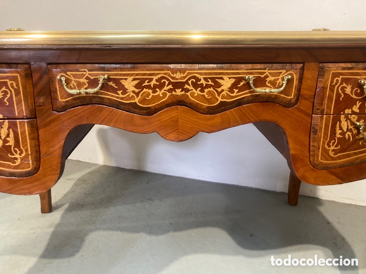 Antig&uuml;edades: Mesa antigua marqueter&iacute;a y bronces - Foto 15