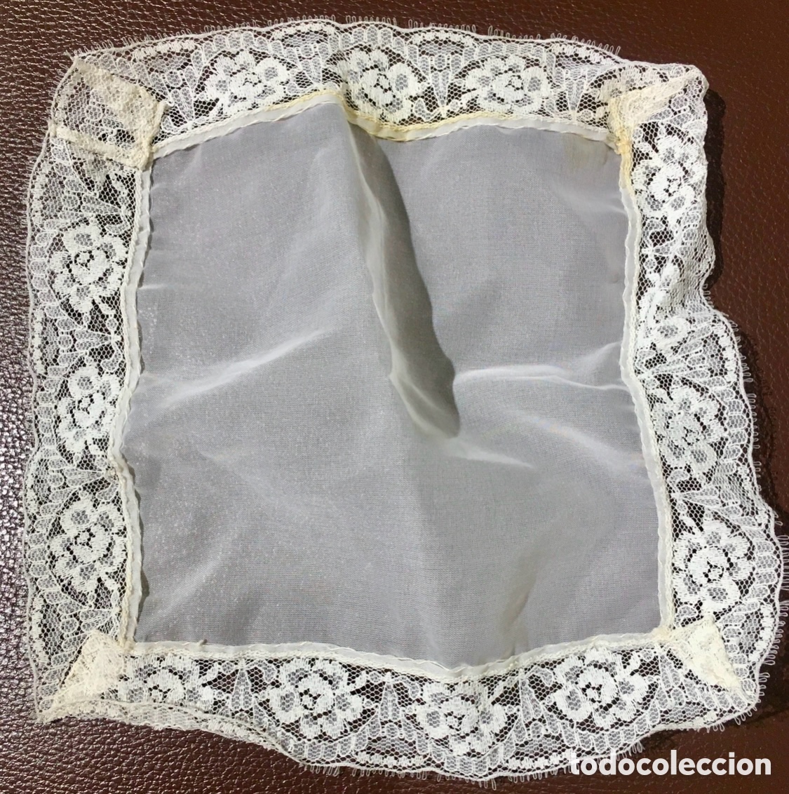 Antig&uuml;edades: Pa&ntilde;uelo de Primera Comuni&oacute;n. A&ntilde;os 60. - Foto 1