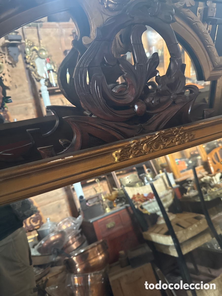 Antig&uuml;edades: Espejo antiguo de madera dorado - Foto 2