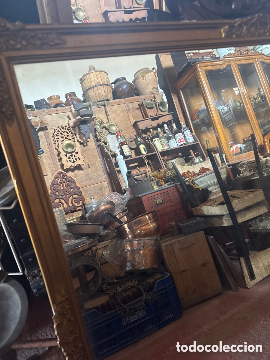 Antig&uuml;edades: Espejo antiguo de madera dorado - Foto 3