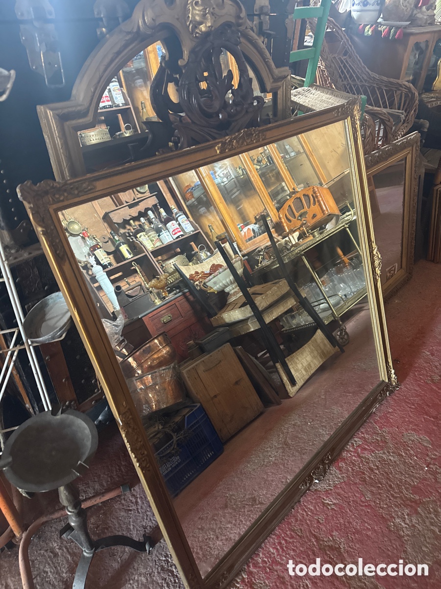 Antig&uuml;edades: Espejo antiguo de madera dorado - Foto 1