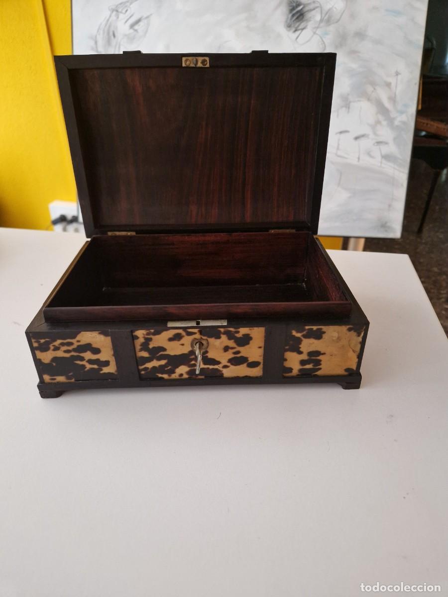 Antig&uuml;edades: CAJA CAREY Y MADERA. APROX 1940. - Foto 8