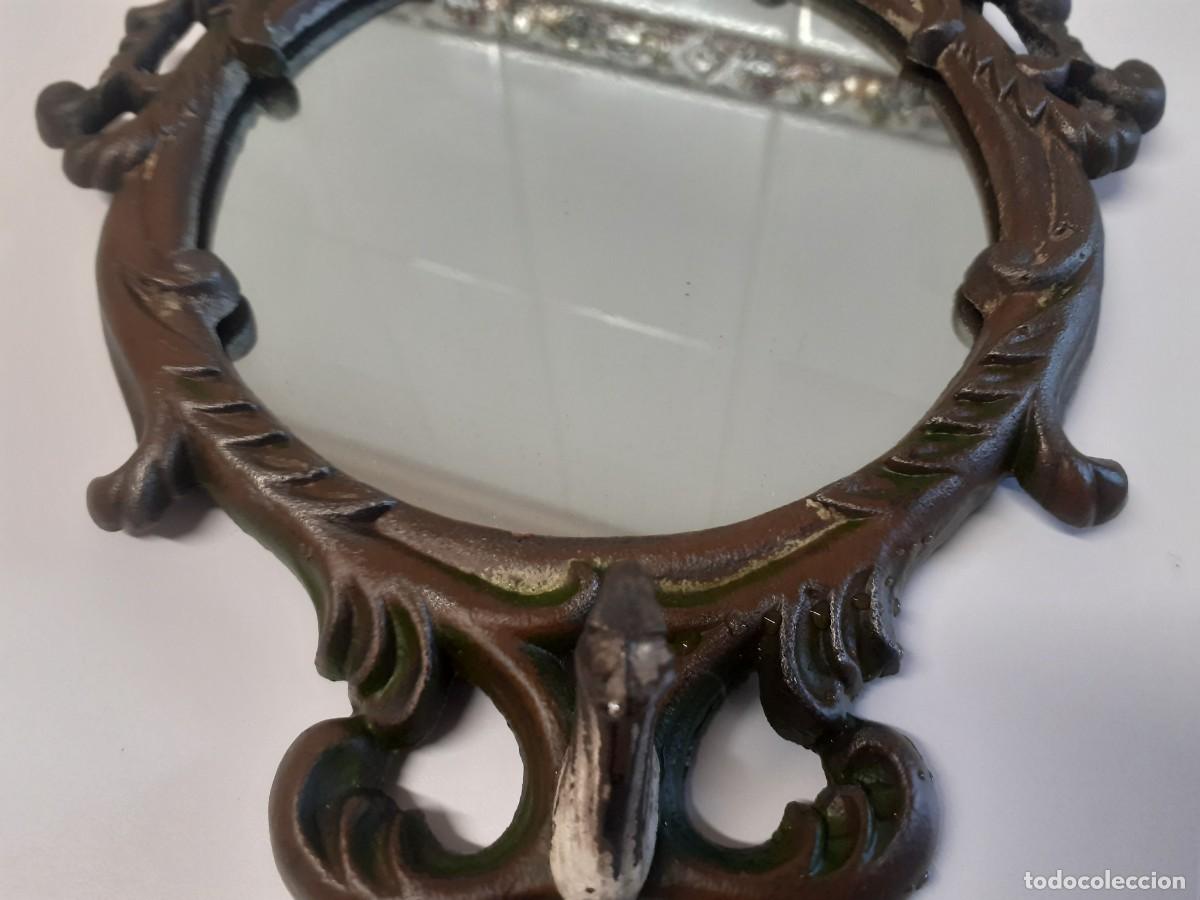Antig&uuml;edades: Espejo antiguo con colgador - Foto 5