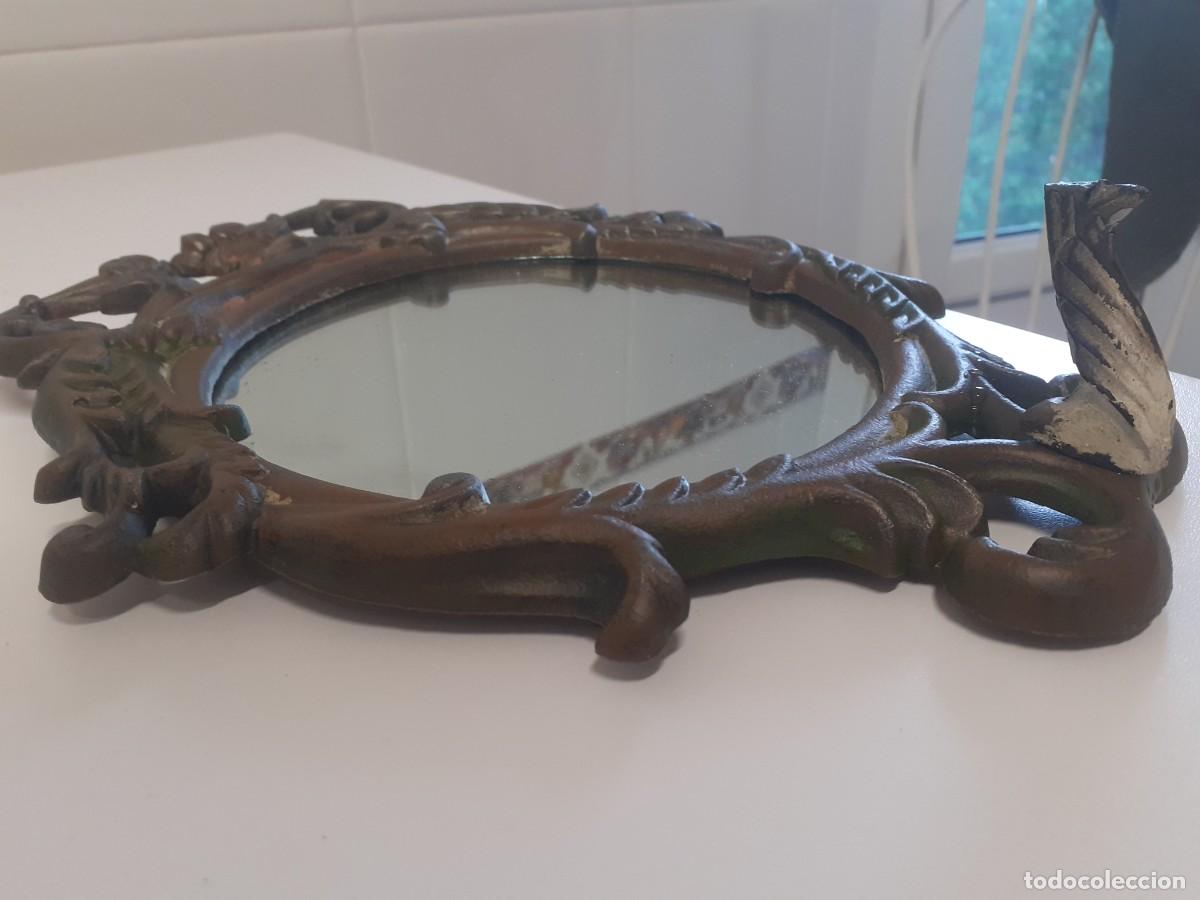 Antig&uuml;edades: Espejo antiguo con colgador - Foto 3