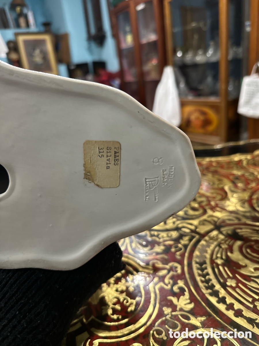 Antig&uuml;edades: Porcelana mujer con galgo - Foto 6