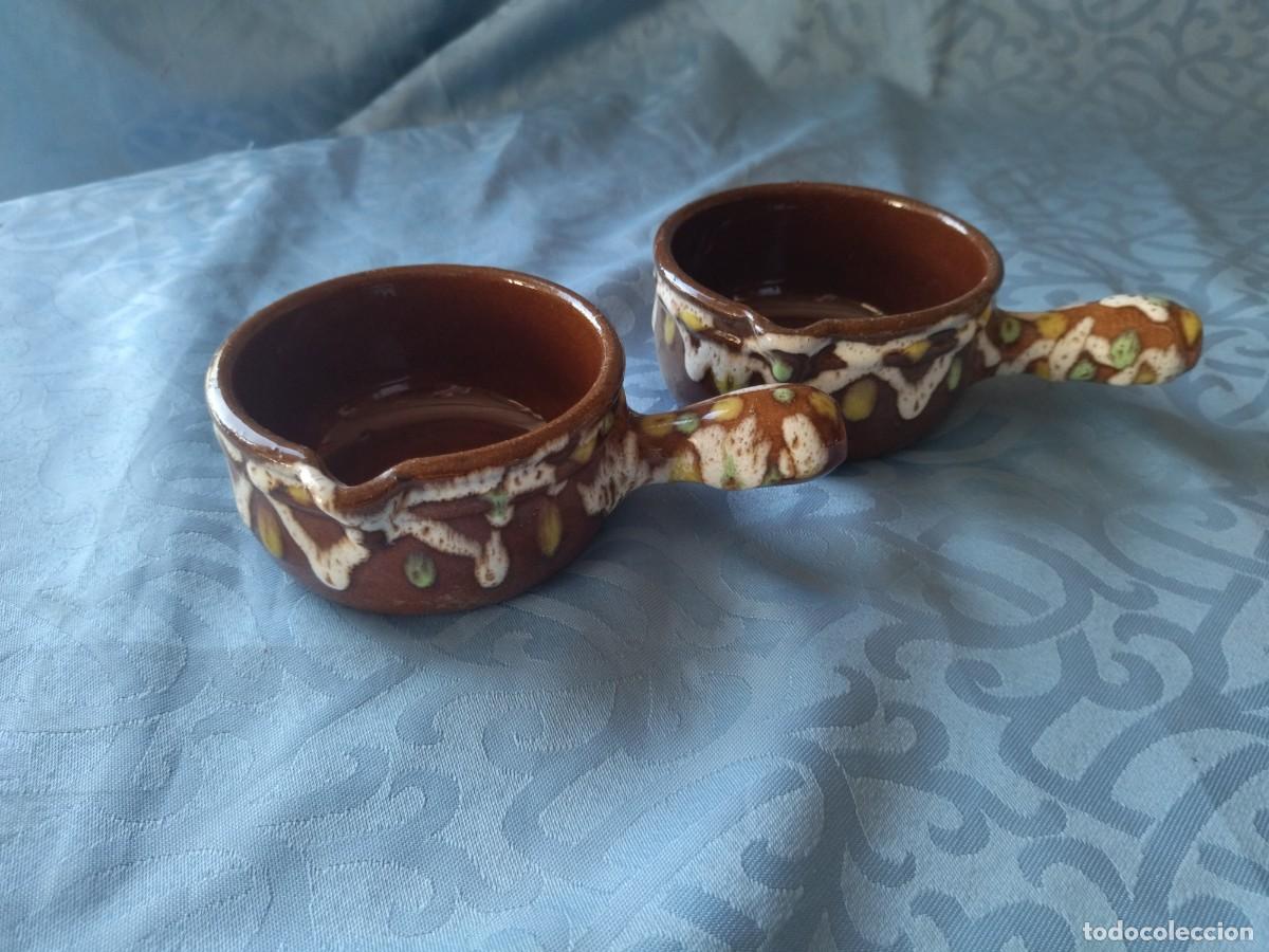 Antig&uuml;edades: Lote de 2 cazuelitas de gres con mango, Gres pot Digoin France - Foto 1