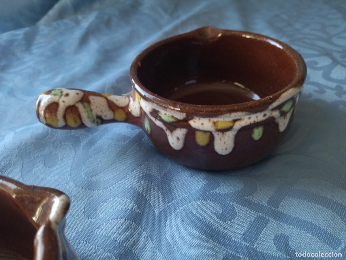 Antig&uuml;edades: Lote de 2 cazuelitas de gres con mango, Gres pot Digoin France - Foto 7