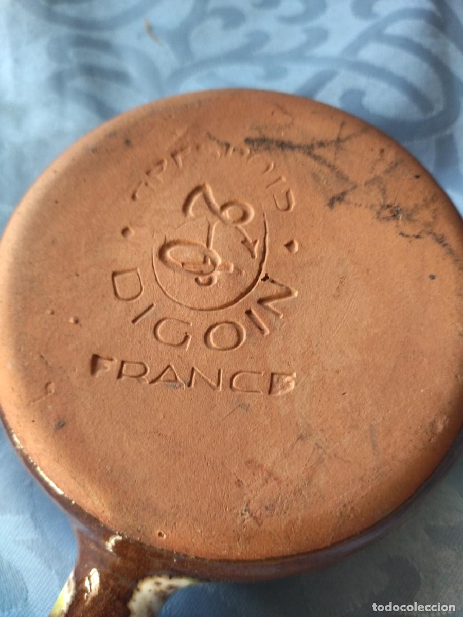 Antig&uuml;edades: Lote de 2 cazuelitas de gres con mango, Gres pot Digoin France - Foto 8