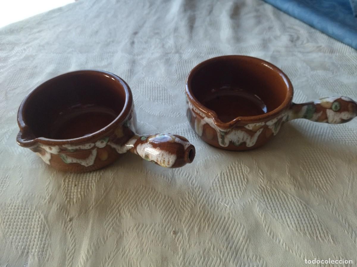 Antig&uuml;edades: Lote de 2 cazuelitas de gres con mango, Gres pot Digoin France - Foto 1