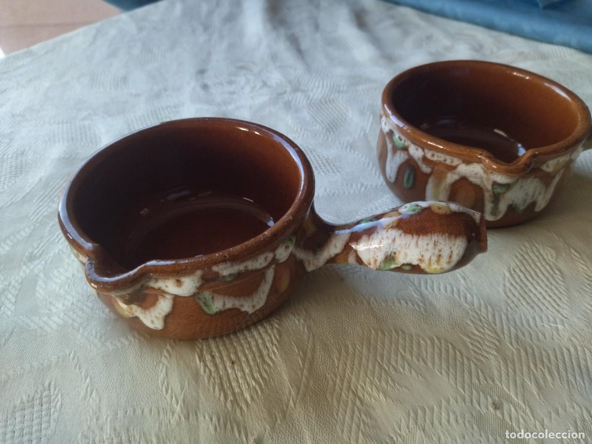 Antig&uuml;edades: Lote de 2 cazuelitas de gres con mango, Gres pot Digoin France - Foto 2