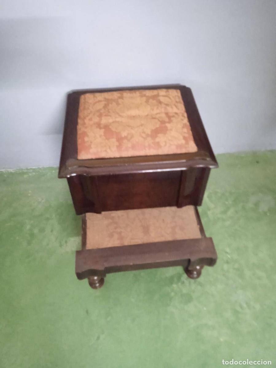 Antig&uuml;edades: Macetero de caoba en buen estado - Foto 3