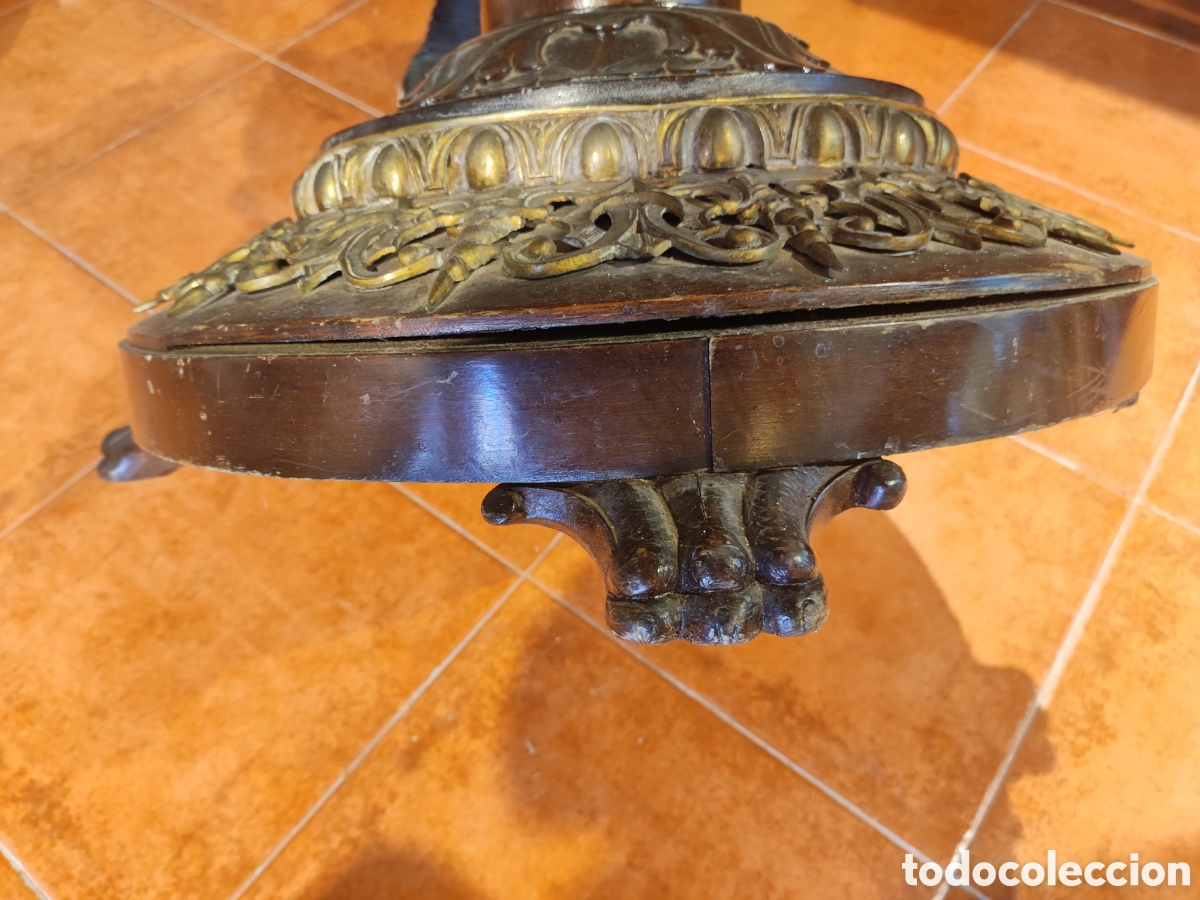 Antig&uuml;edades: Peana de madera de caoba y bronces - Foto 4