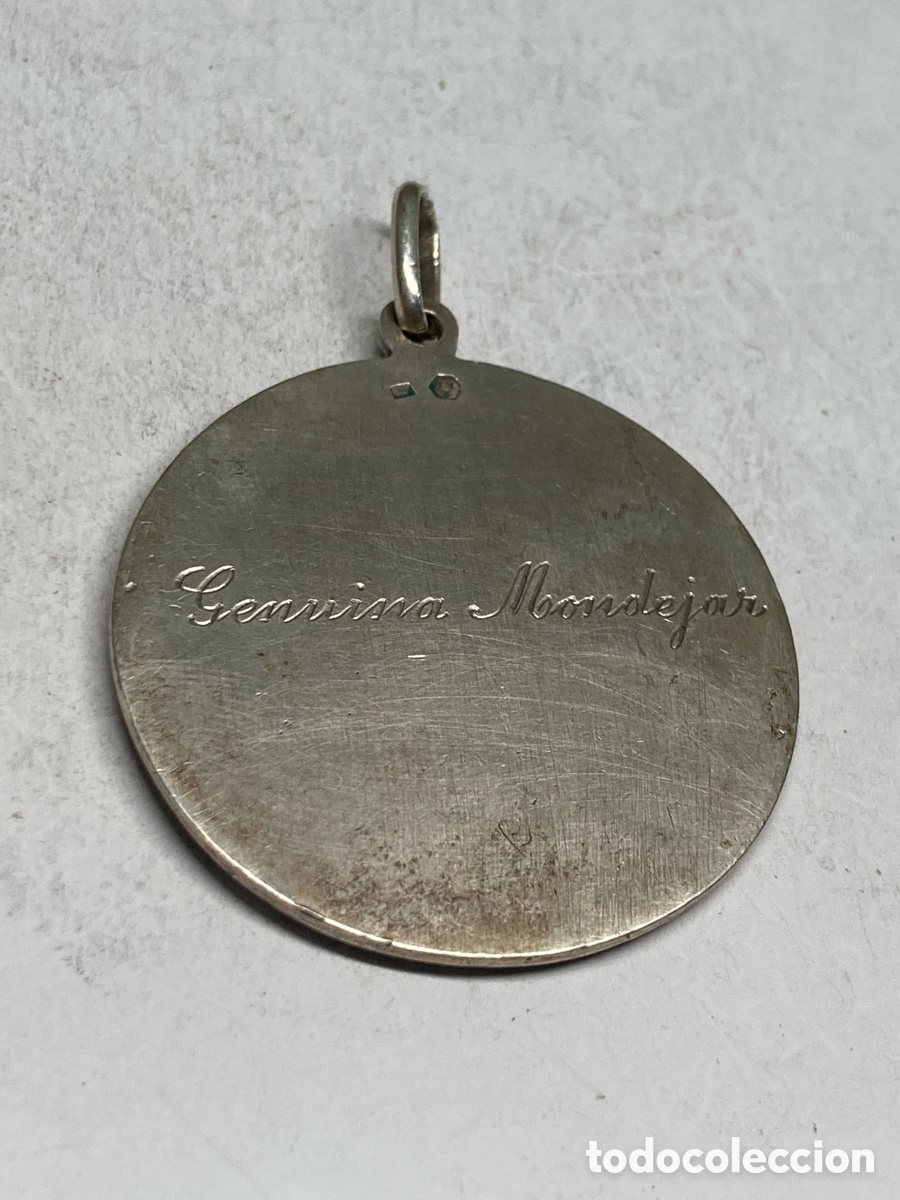 Antig&uuml;edades: Medalla de plata religiosa C329 - Foto 2